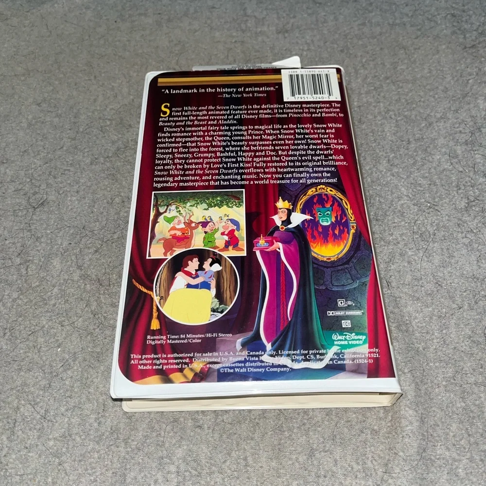 Disney’s Masterpiece Collection Snow White VHS Movie 1524